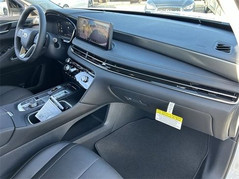 New 2026 INFINITI QX60 Luxe image 14