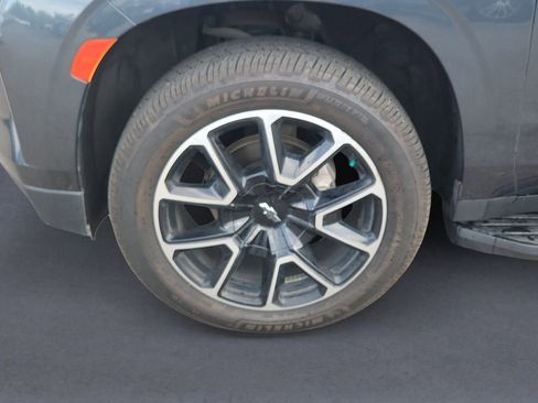 Used 2021 Chevrolet Tahoe RST AWD/4WD image 14