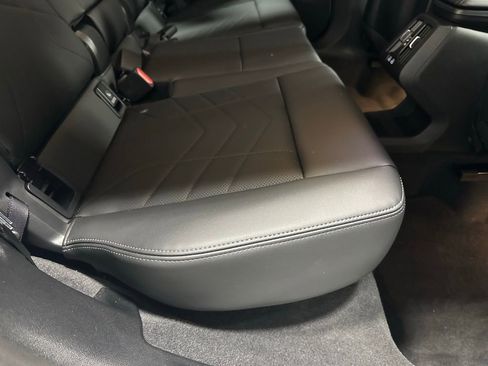 Used 2025 BMW X1 xDrive28i image 48