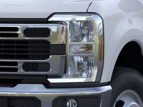 New 2026 Ford F350 XLT AWD/4WD image 18