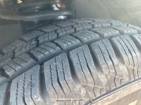 Used 2024 Toyota 4Runner TRD Off-Road image 32