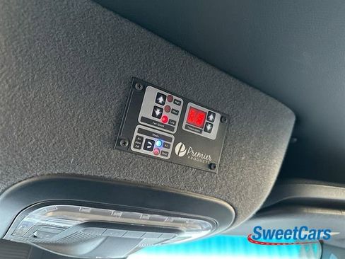 Used 2023 Mercedes-Benz Sprinter 3500 image 36