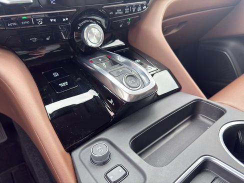 Certified 2025 Acura MDX w/ Technology Package image 31