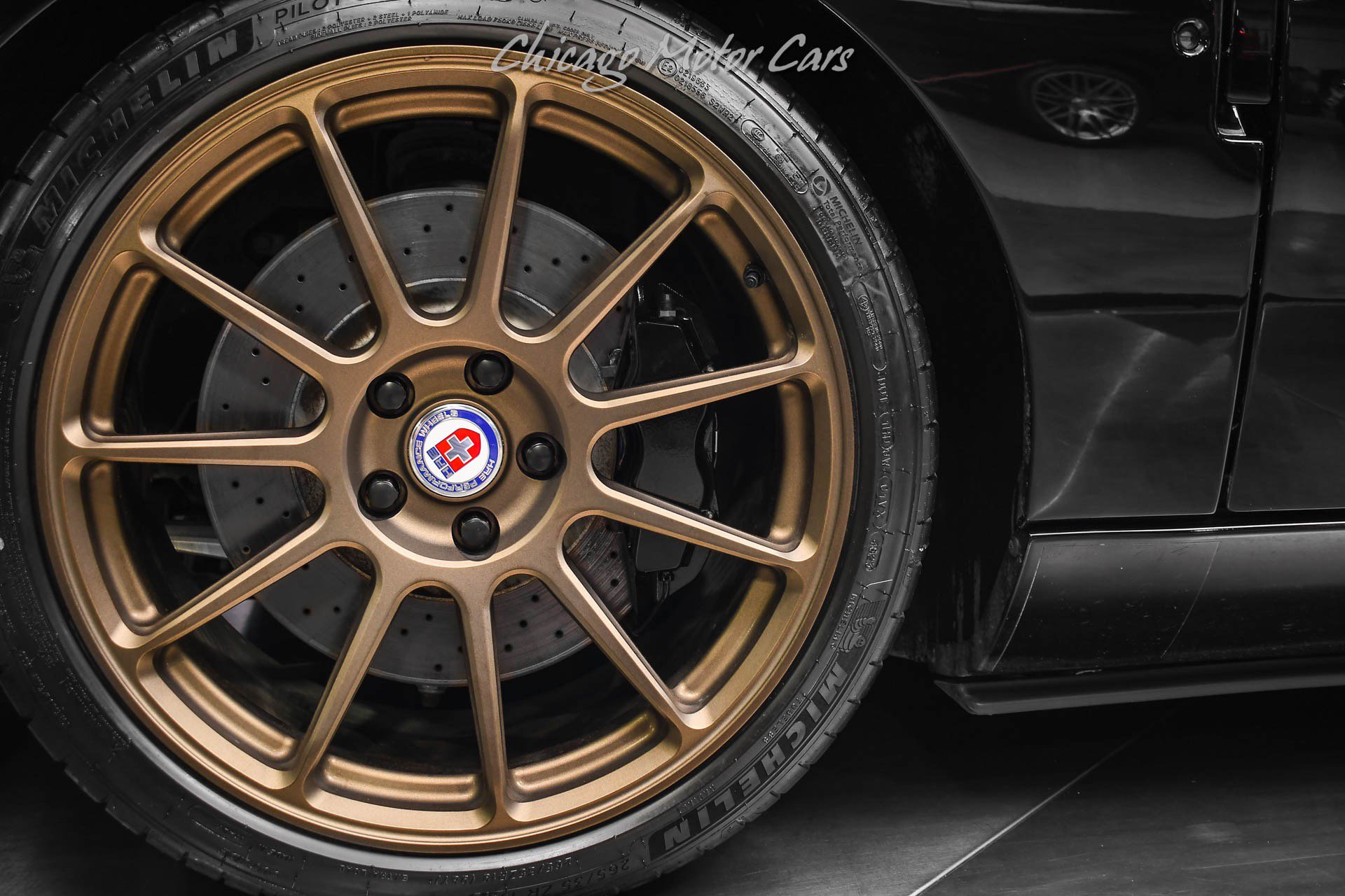 Used 2006 Ford GT RWD image 45