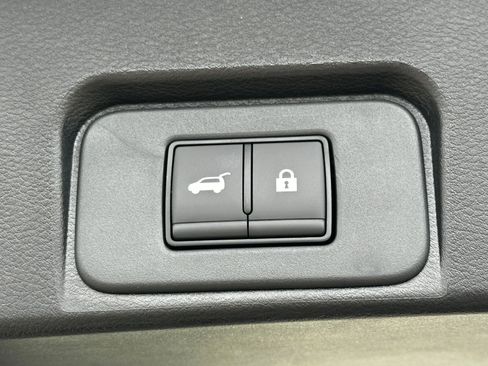 New 2026 Nissan Rogue SV image 20