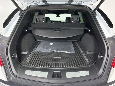 Used 2018 Cadillac XT5 Platinum w/ Driver Assist Package AWD/4WD image 27