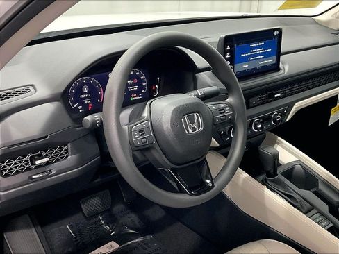 New 2026 Honda Accord SE image 9