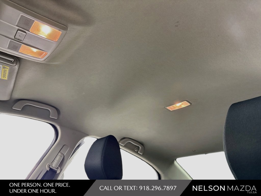 Used 2015 MAZDA MAZDA3 i Touring FWD image 21
