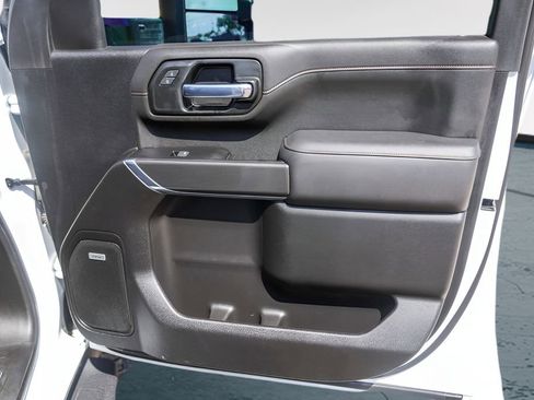 Used 2022 GMC Sierra 2500 AT4 w/ AT4 Premium Plus Package AWD/4WD image 32