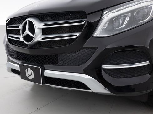 Used 2019 Mercedes-Benz GLE 400 4MATIC image 15