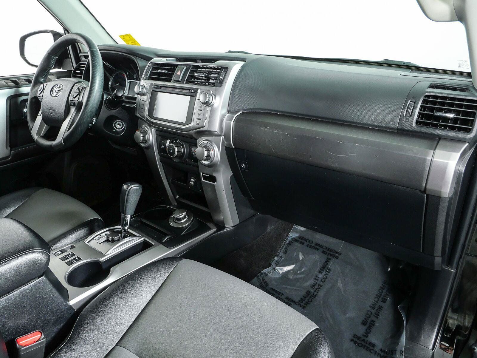 Used 2018 Toyota 4Runner SR5 Premium AWD/4WD image 24