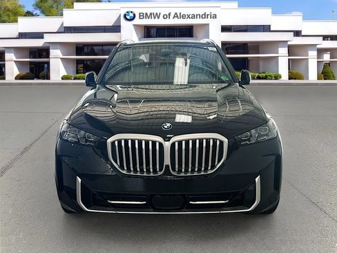 Used 2026 BMW X5 xDrive50e AWD/4WD image 2