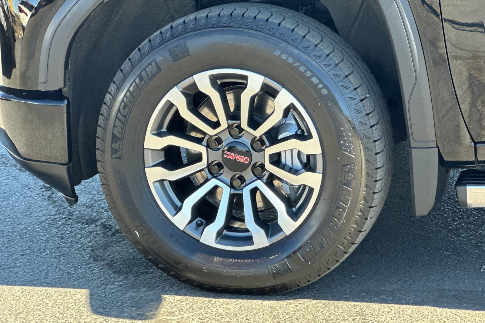 Used 2021 GMC Sierra 1500 Denali w/ Denali Carbonpro Edition AWD/4WD image 25