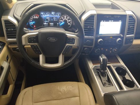 Used 2017 Ford F150 Lariat w/ Equipment Group 502A Luxury RWD image 22