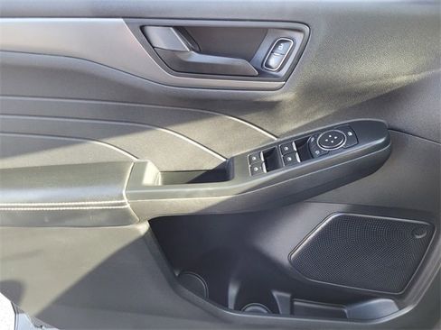 Used 2024 Ford Escape Active image 24