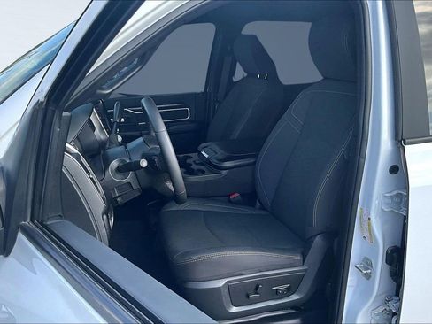 Used 2025 RAM 2500 Big Horn image 23