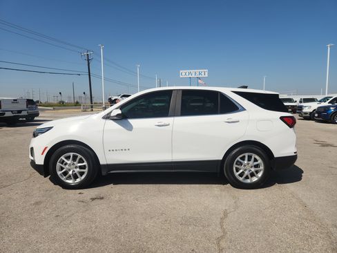 Used 2023 Chevrolet Equinox LT FWD image 4