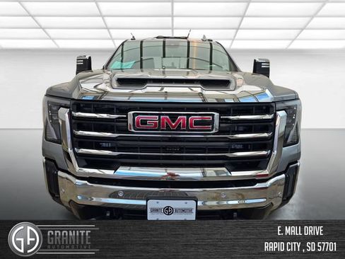 New 2026 GMC Sierra 3500 SLT w/ SLT Premium Package AWD/4WD image 9