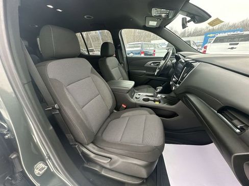 Certified 2022 Chevrolet Traverse LT w/ LPO, Floor Liner Package image 29