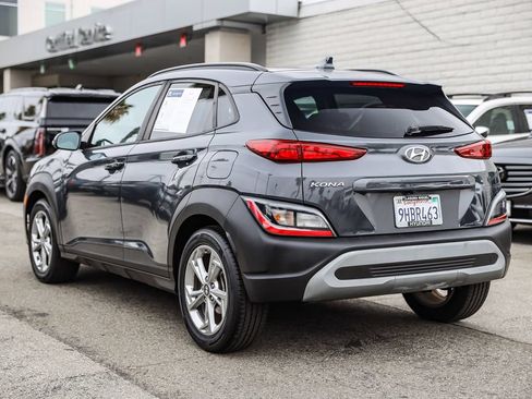 Used 2023 Hyundai Kona SEL w/ Convenience Package FWD image 4