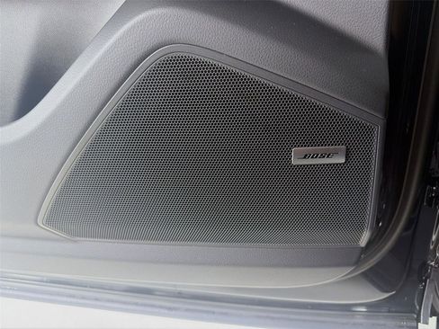 New 2026 Porsche Cayenne image 9