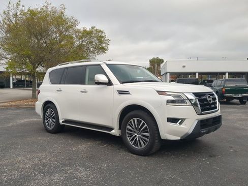 Certified 2024 Nissan Armada SL w/ Cargo Package AWD/4WD image 2