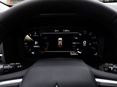 New 2026 Mitsubishi Outlander SEL image 12