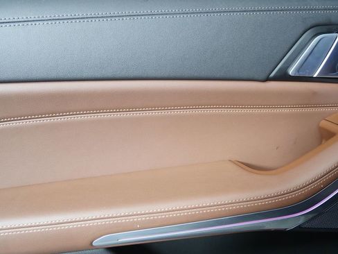 Certified 2023 BMW X7 xDrive40i w/ M Sport Package image 13