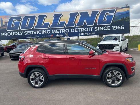 Used 2020 Jeep Compass Limited AWD/4WD image 4