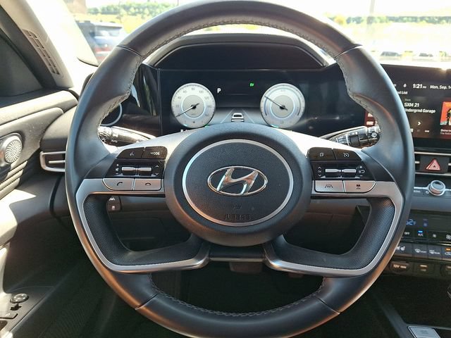 Certified 2023 Hyundai Elantra Limited FWD image 19