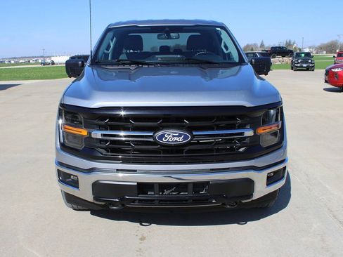 Used 2024 Ford F150 XLT AWD/4WD image 2