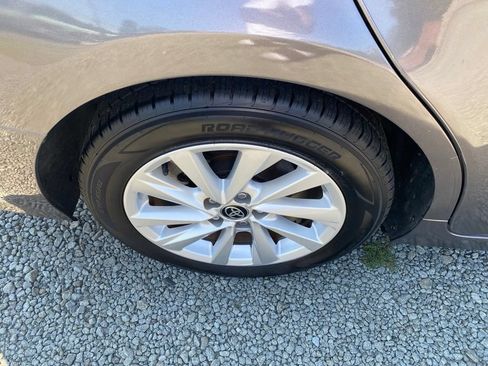 Used 2023 Toyota Camry LE FWD image 24