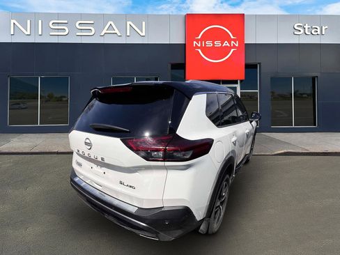 Used 2023 Nissan Rogue SL AWD/4WD image 5
