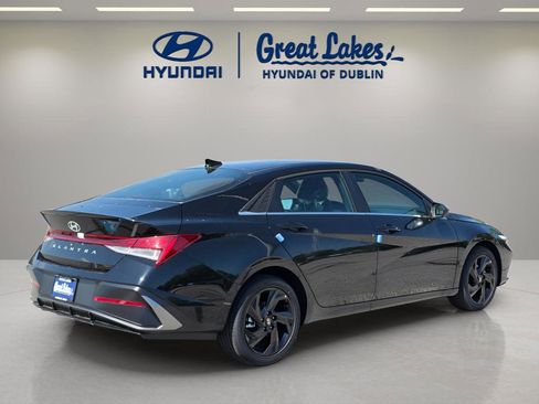 New 2026 Hyundai Elantra SEL Sport Premium FWD image 5