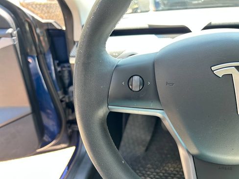Used 2022 Tesla Model 3 Long Range AWD/4WD image 17