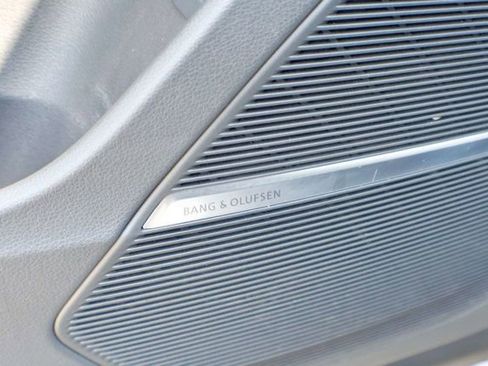 Used 2020 Audi Q8 Prestige image 41