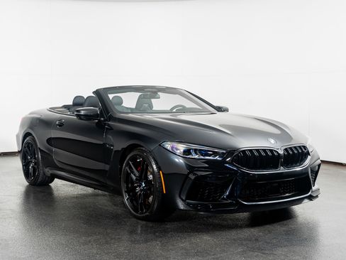 Used 2025 BMW M8 Competition image 5