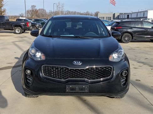 Used 2018 Kia Sportage LX image 8