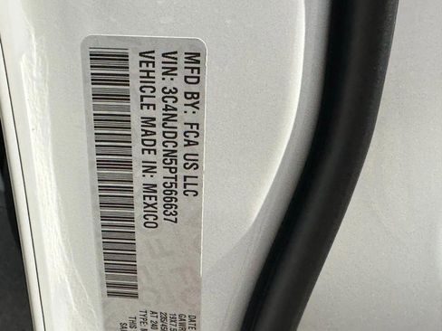 Used 2023 Jeep Compass High Altitude image 22