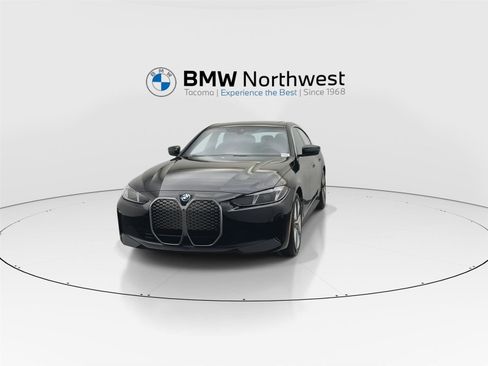 Used 2025 BMW i4 xDrive40i w/ Parking Assistance Package image 8