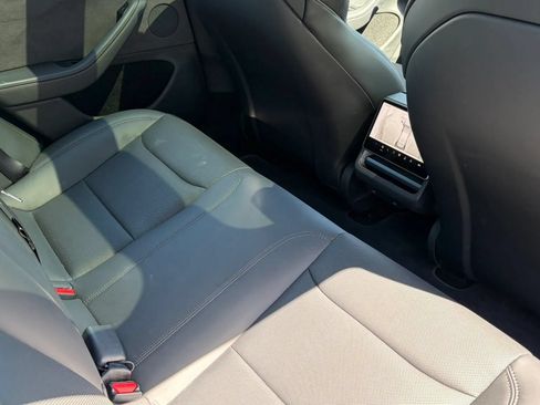 Used 2024 Tesla Model 3 Performance AWD/4WD image 13