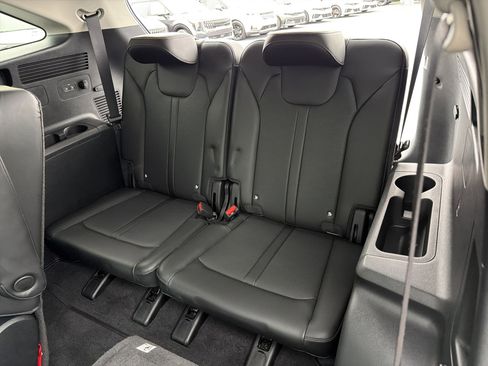 Used 2025 Kia Sorento SX AWD/4WD image 20
