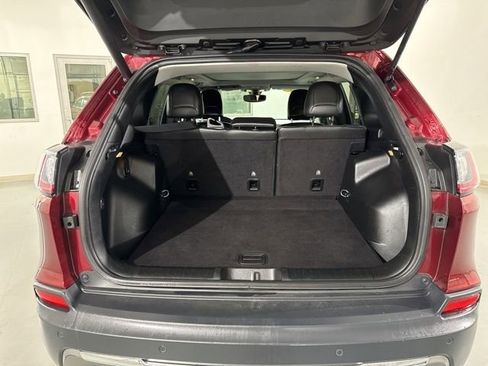 Used 2019 Jeep Cherokee Limited w/ Trailer Tow Group image 11