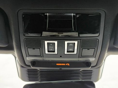 Certified 2026 Land Rover Range Rover Evoque Dynamic SE image 31