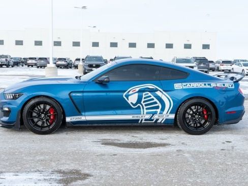 Used 2020 Ford Mustang Shelby GT350 w/ Technology Package RWD image 4