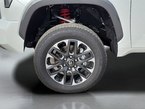 New 2026 Toyota Tundra Limited AWD/4WD image 27