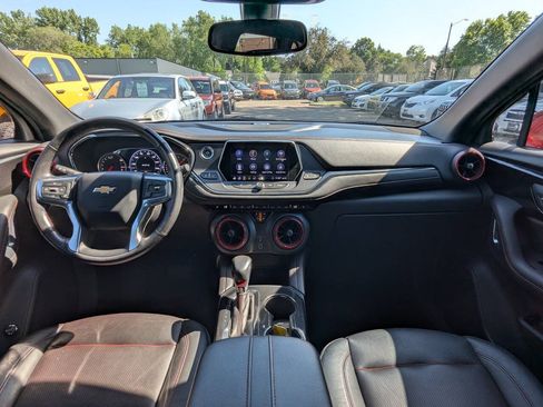 Used 2020 Chevrolet Blazer RS AWD/4WD image 2