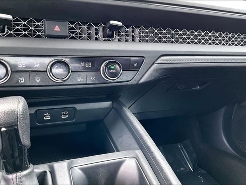 Used 2023 Honda Accord EX image 32