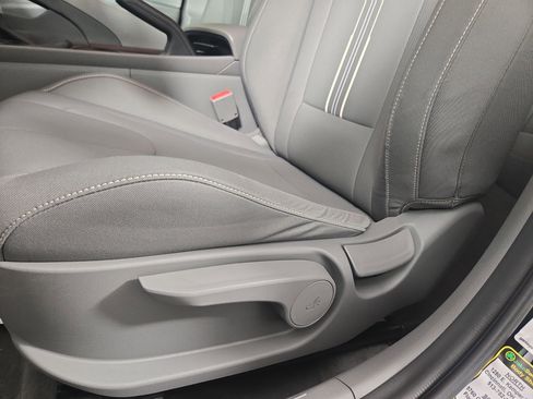 Used 2023 Hyundai Elantra SEL image 30