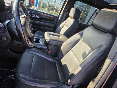 Used 2023 Chevrolet Tahoe High Country AWD/4WD image 27